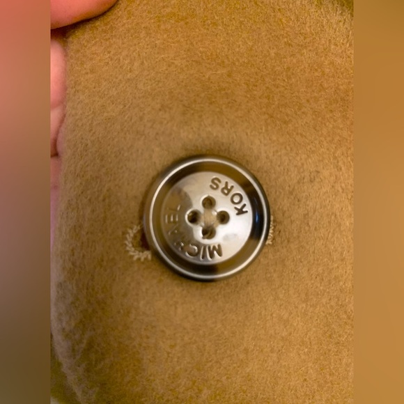 Brand New Michael Kors PeaCoat tan brown with gold lining - Picture 8 of 11